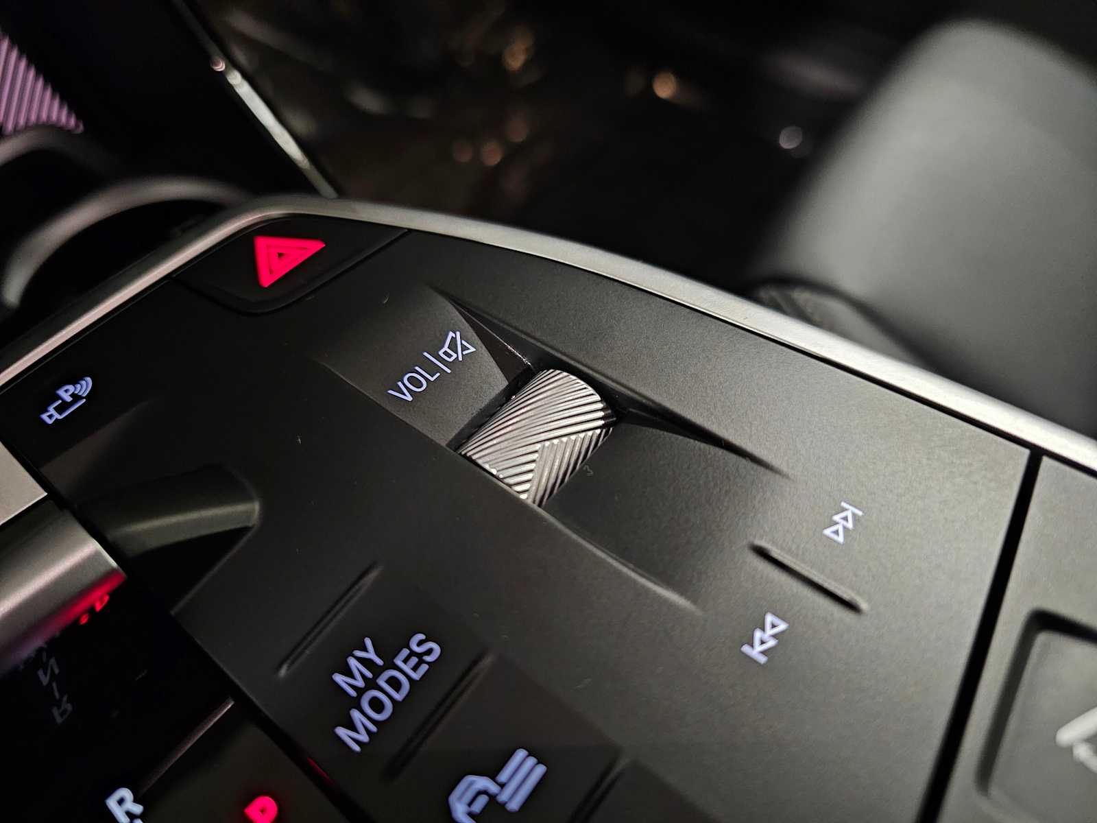 Thumbnail: 2025 BMW X1 - 23