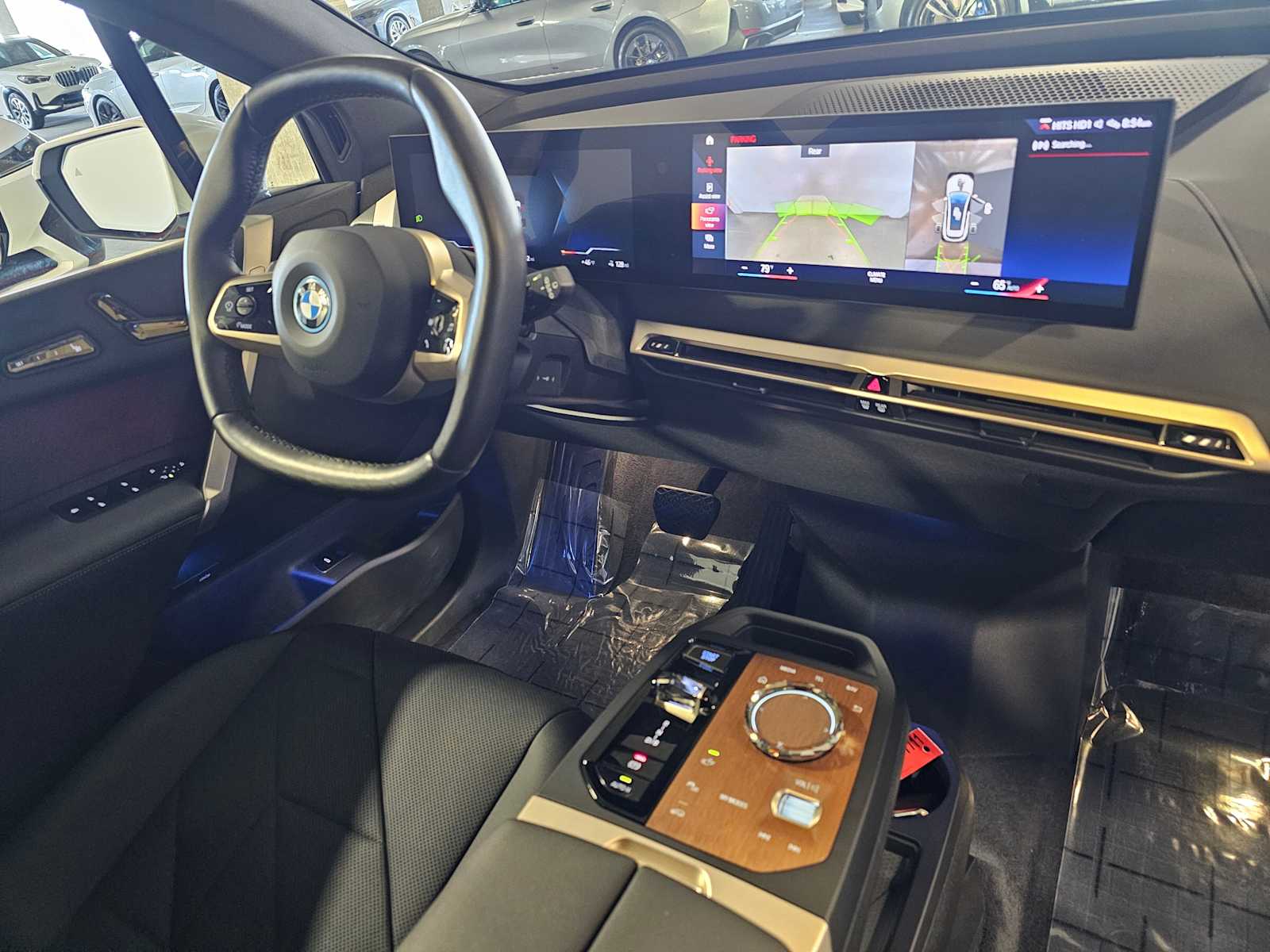 Thumbnail: 2023 BMW iX - 39