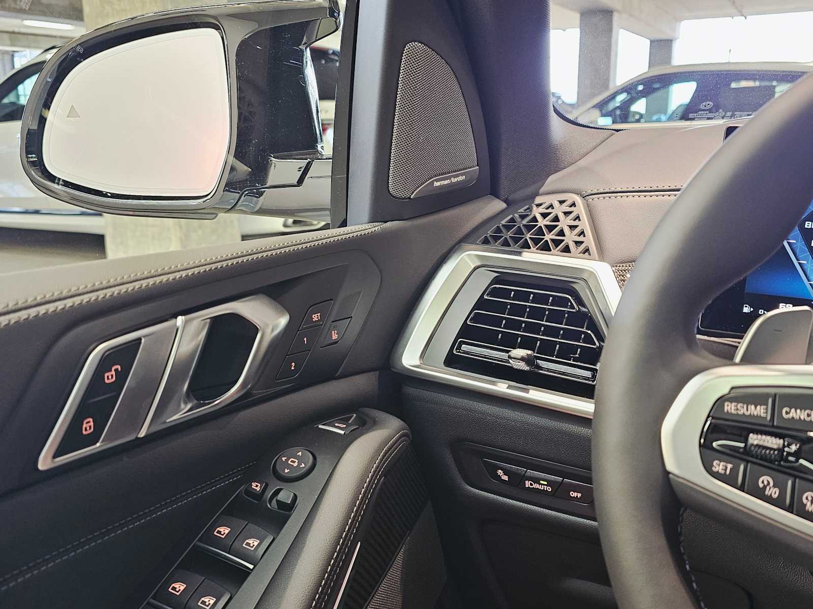 Thumbnail: 2026 BMW X5 - 22