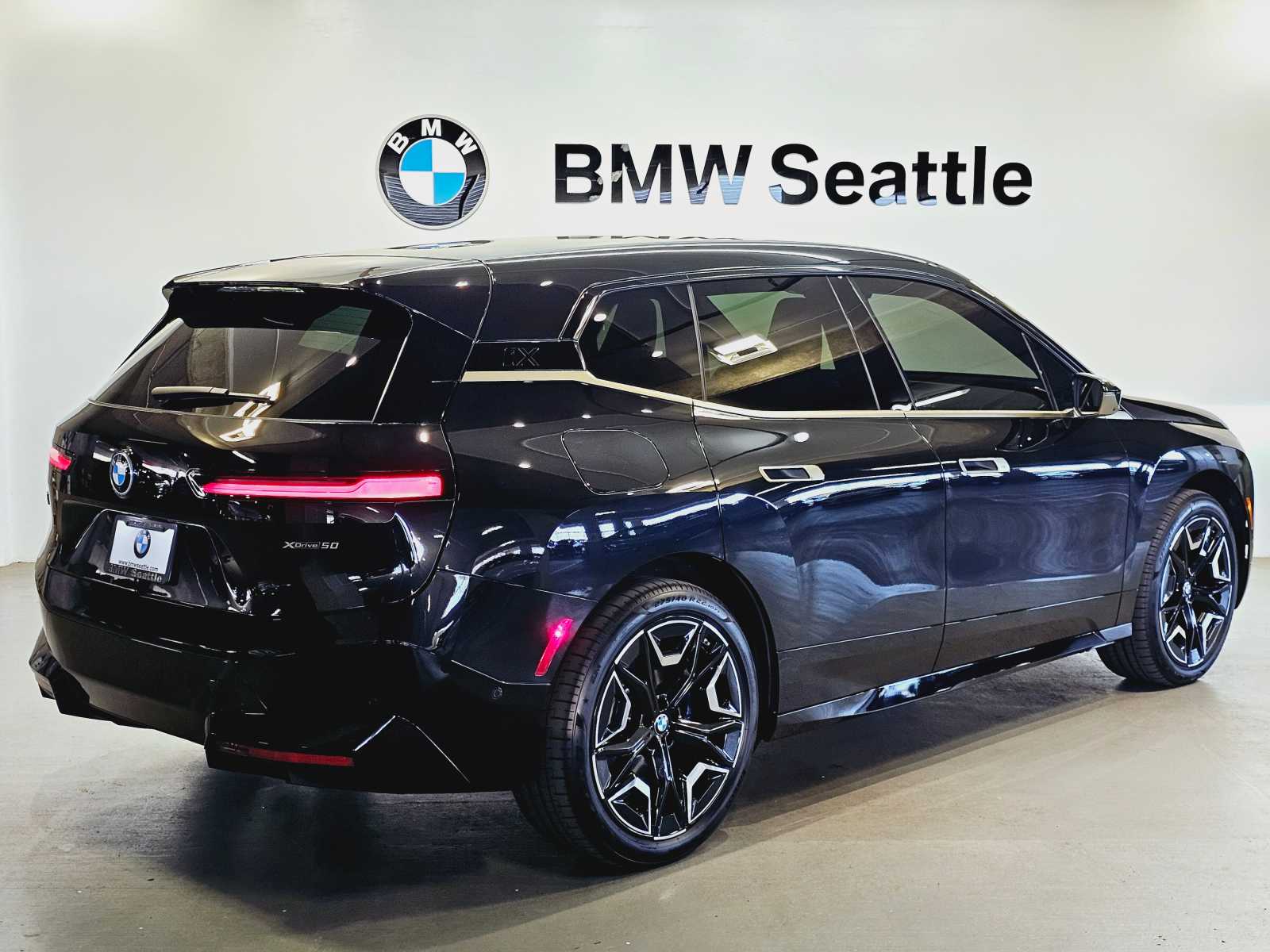 Thumbnail: 2024 BMW iX - 5