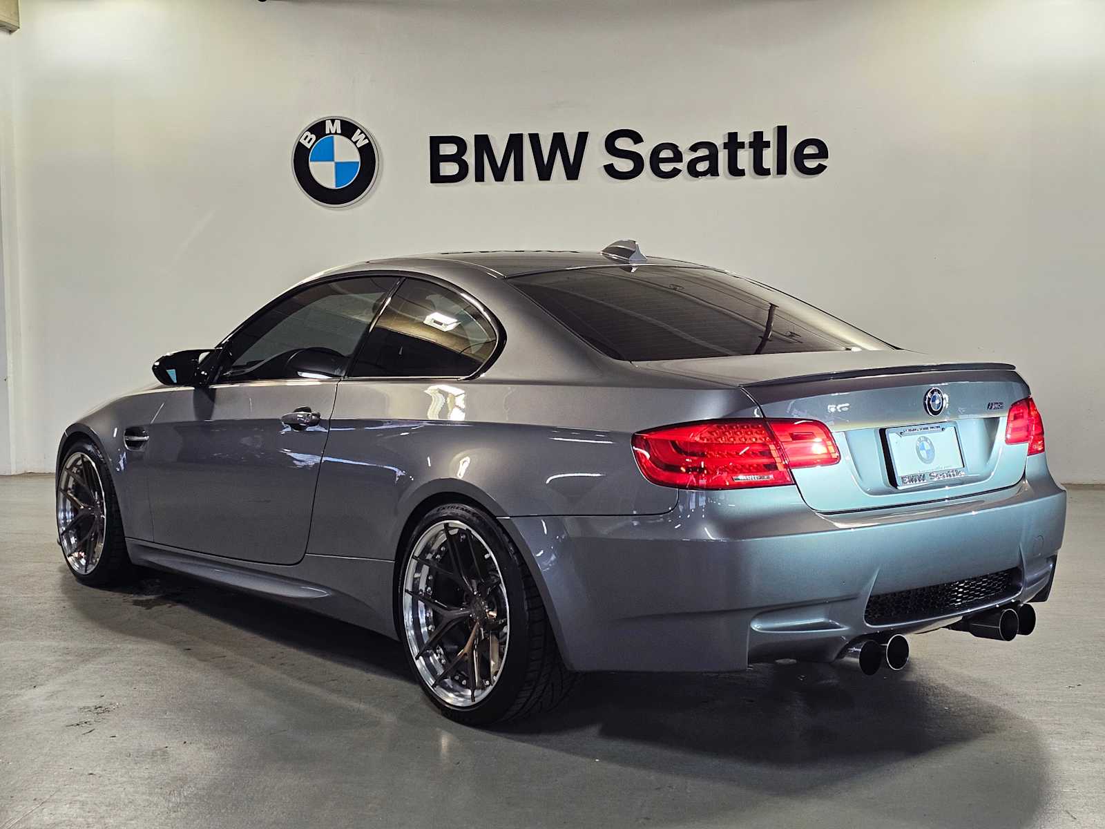 Thumbnail: 2011 BMW M3 - 4