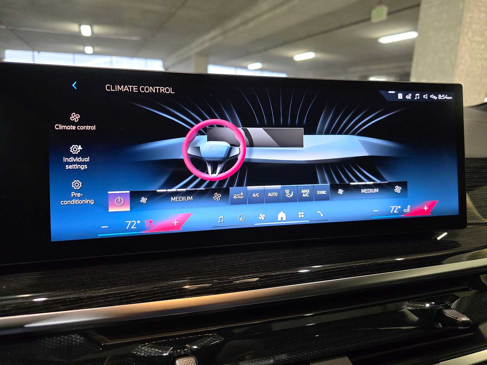 Thumbnail: 2026 BMW X7 - 14