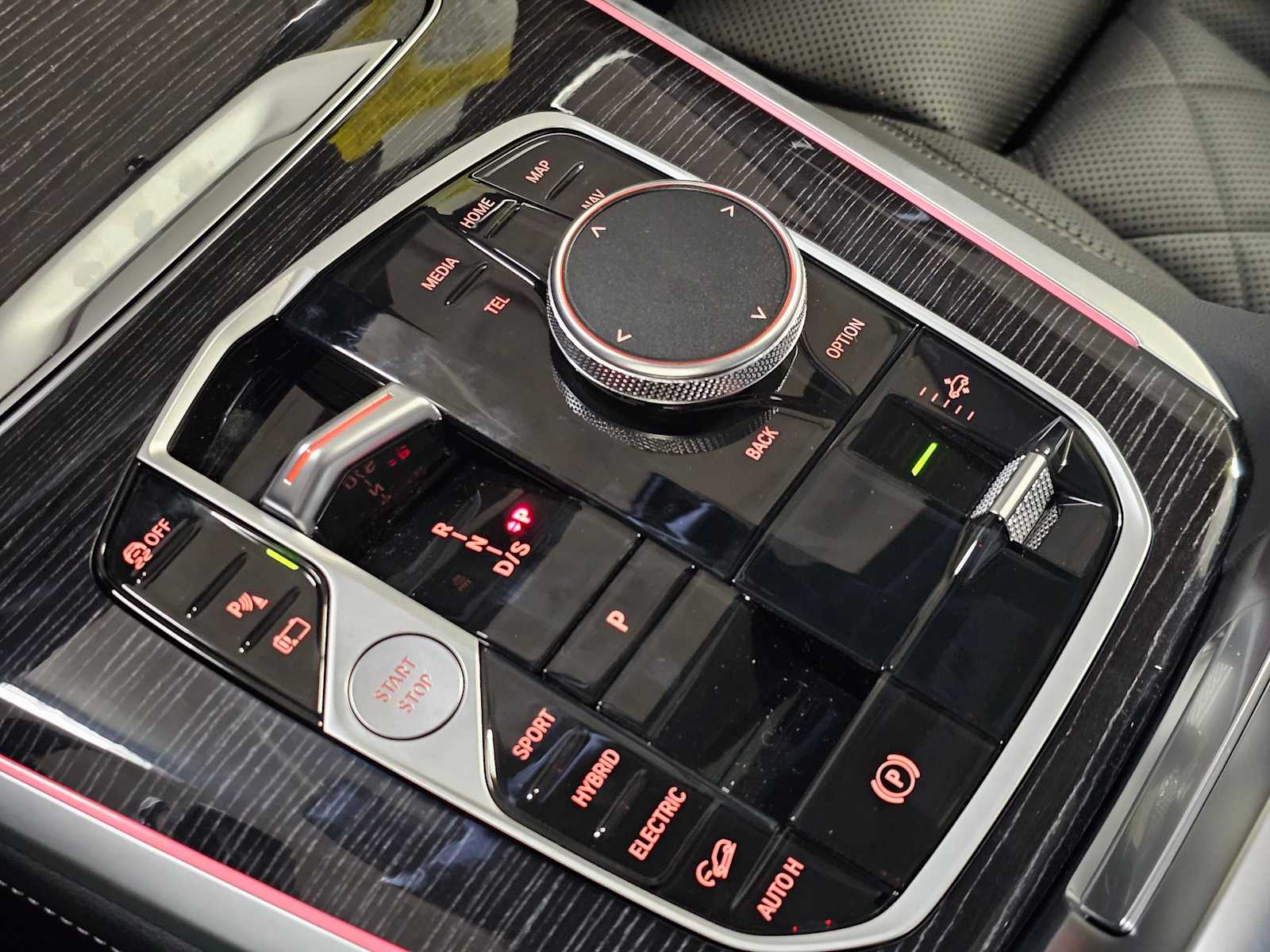Thumbnail: 2026 BMW X5 - 20