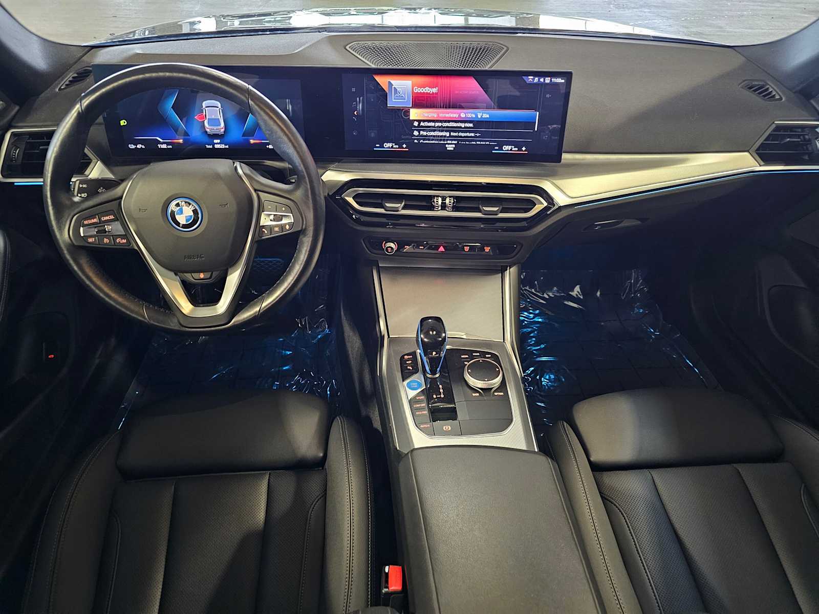 Thumbnail: 2023 BMW i4 - 10