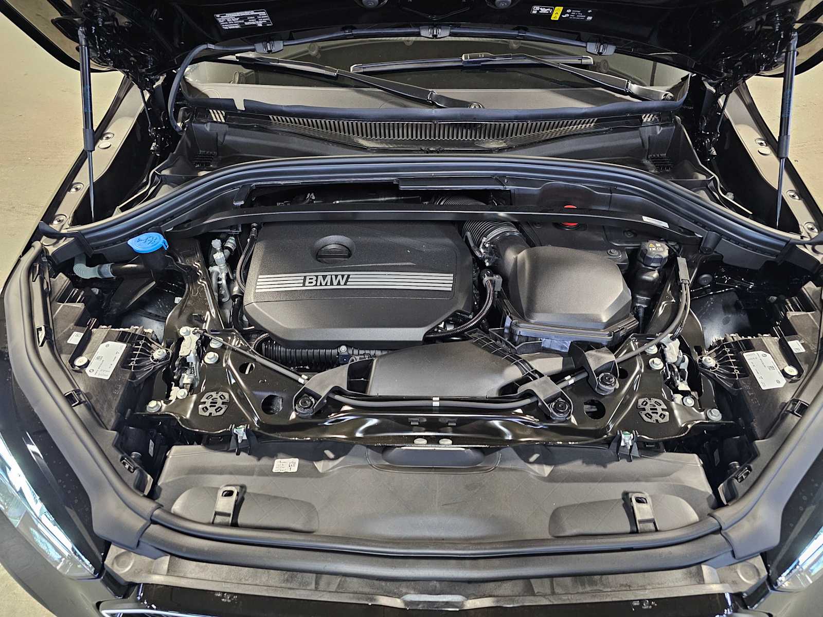 Thumbnail: 2026 BMW X2 - 9