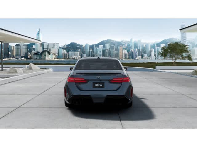 Thumbnail: 2026 BMW M5 - 5