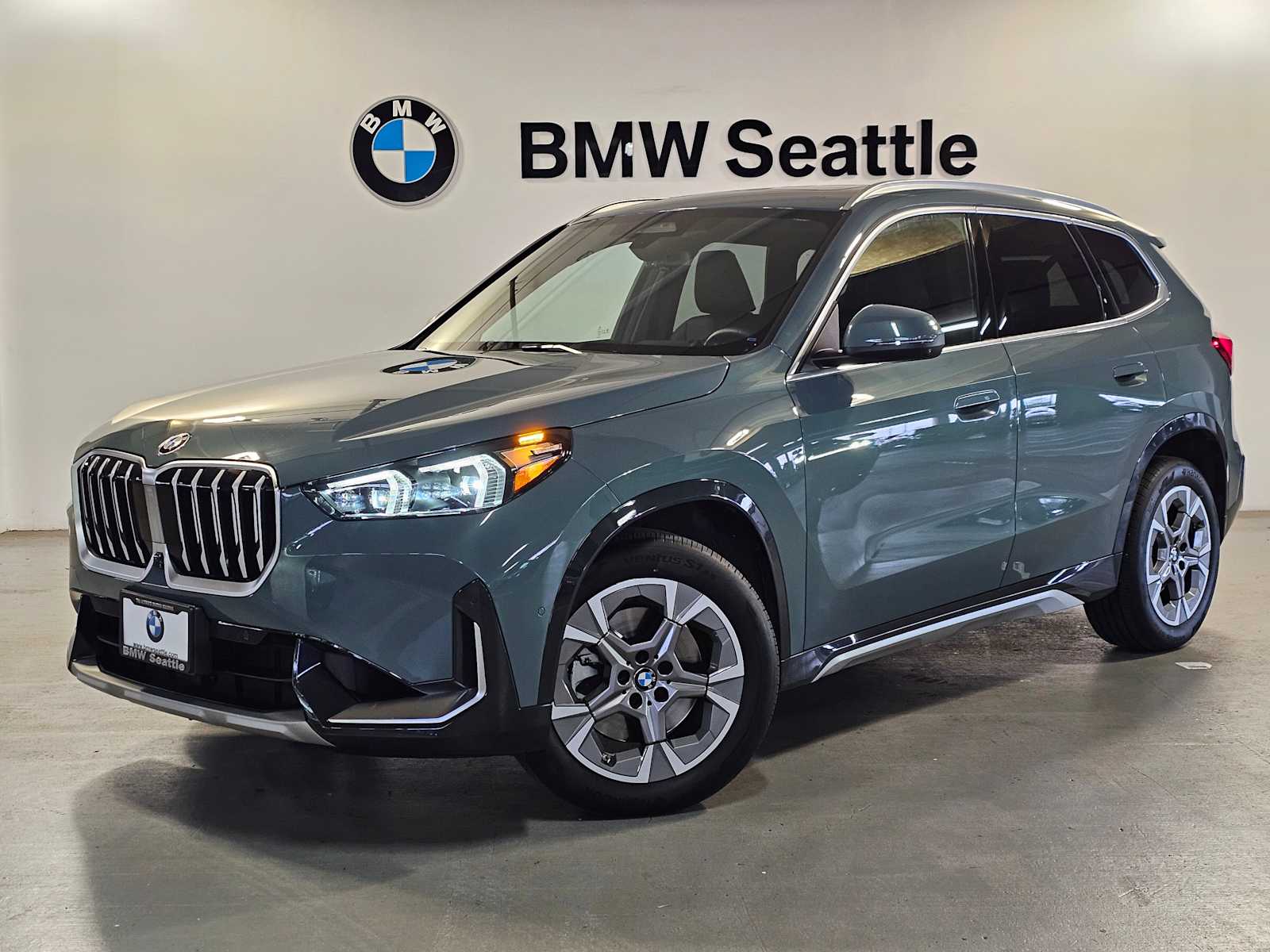 Thumbnail: 2025 BMW X1 - 1