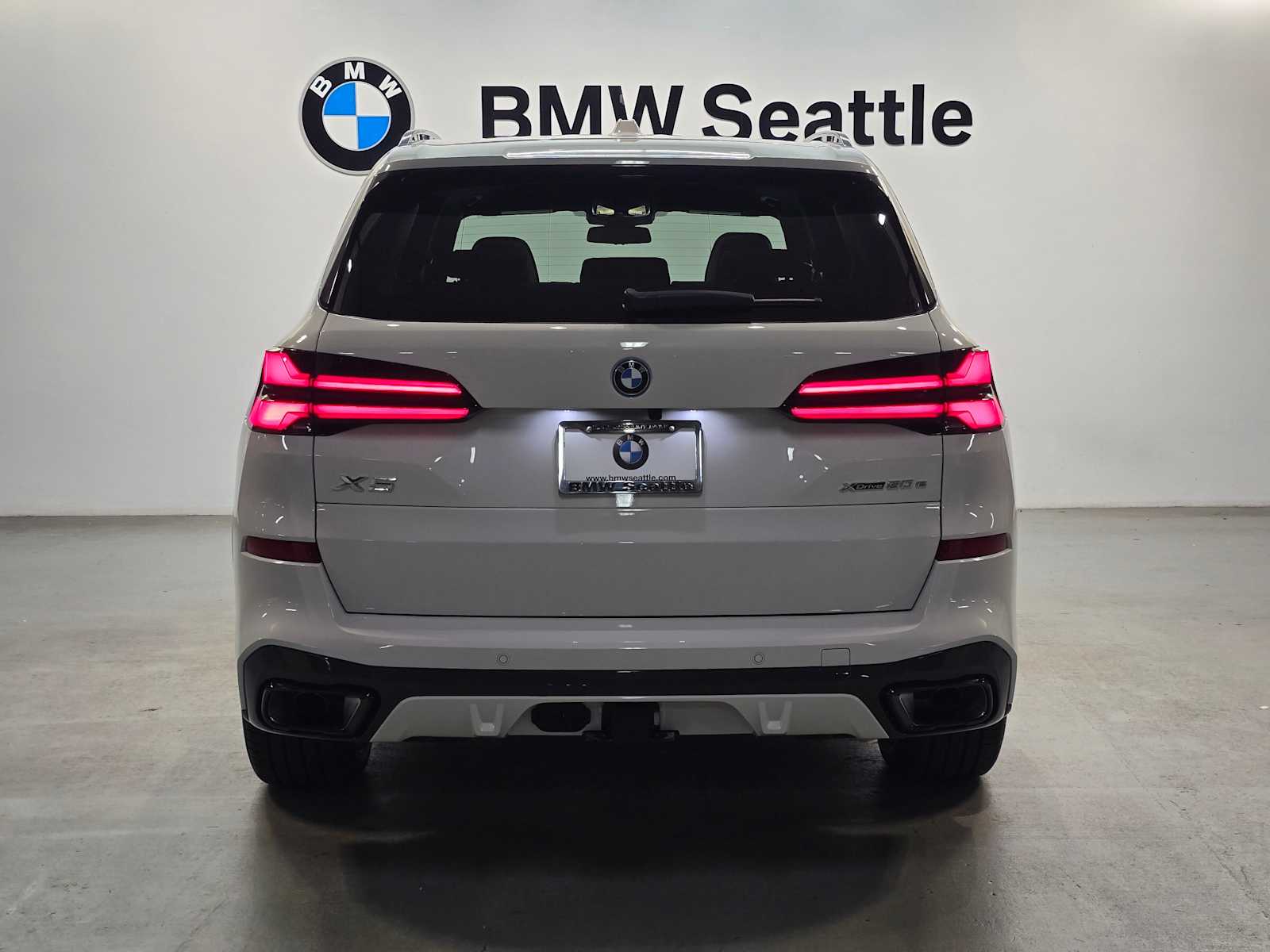 Thumbnail: 2026 BMW X5 - 5