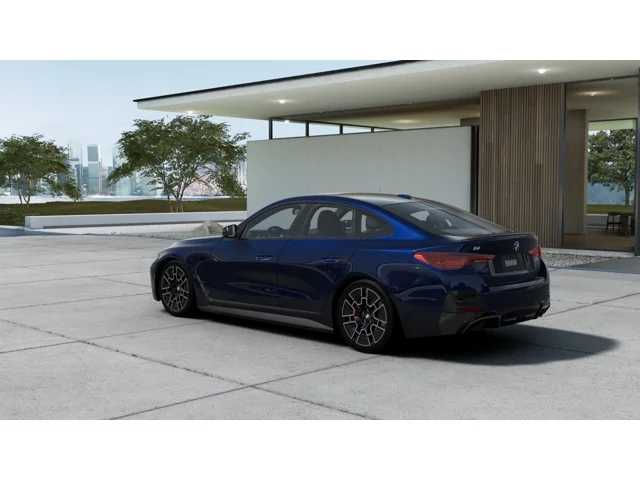 Thumbnail: 2026 BMW i4 - 2