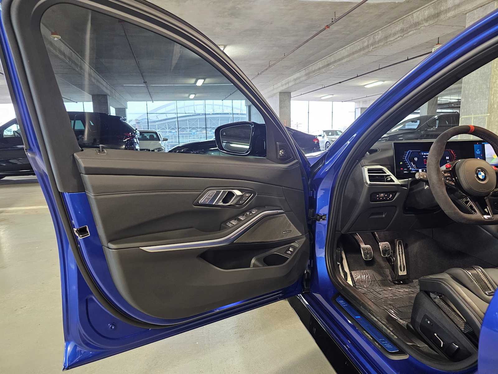 Thumbnail: 2025 BMW M3 - 32