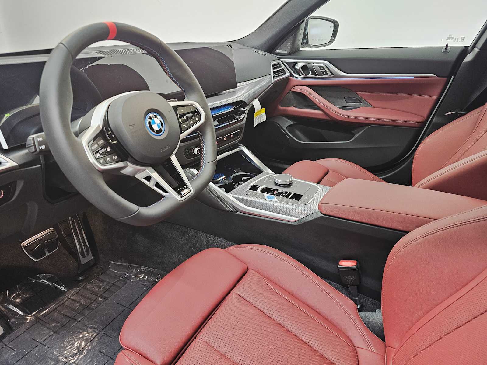 Thumbnail: 2025 BMW i4 - 2