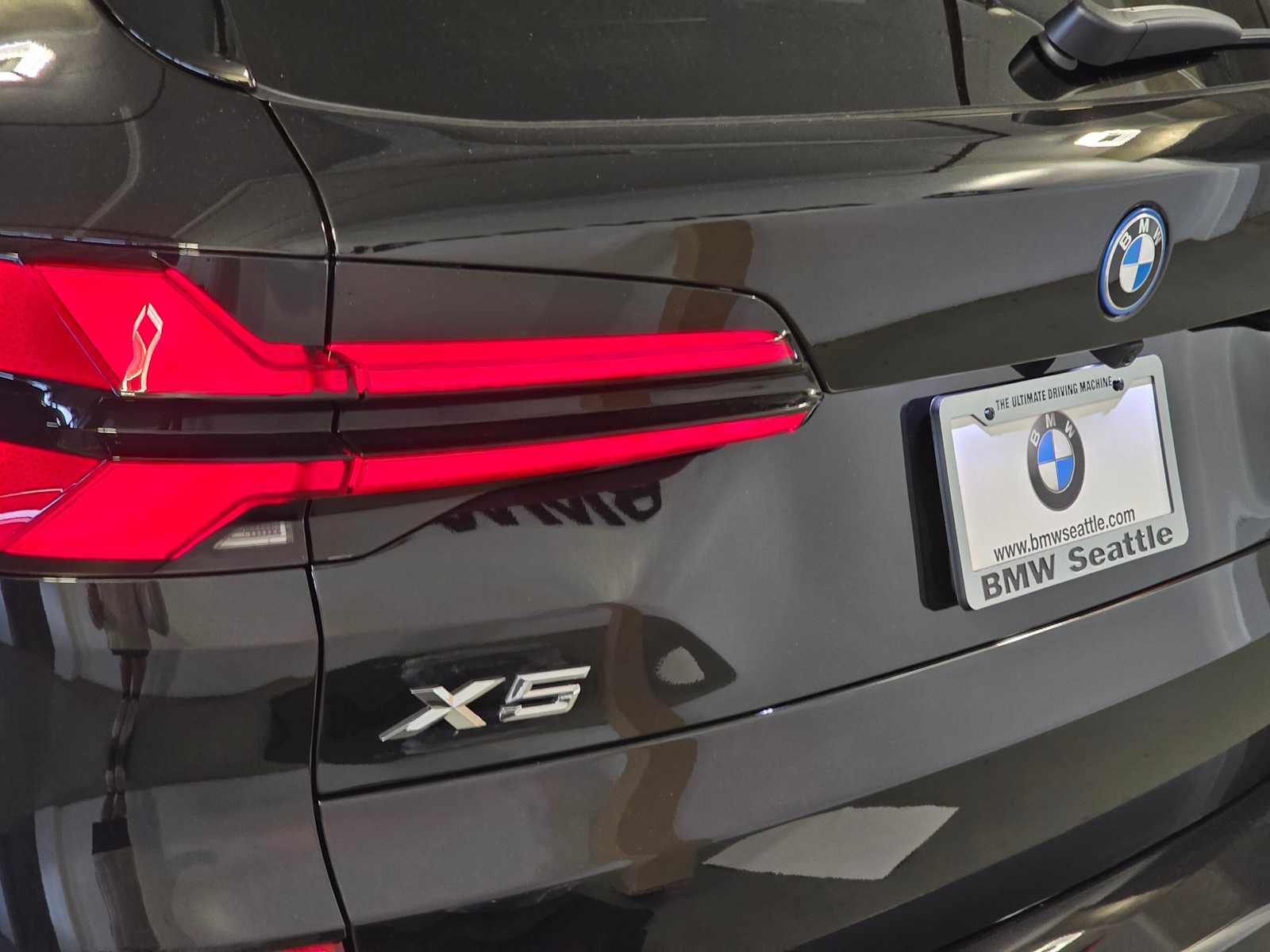 Thumbnail: 2026 BMW X5 - 8
