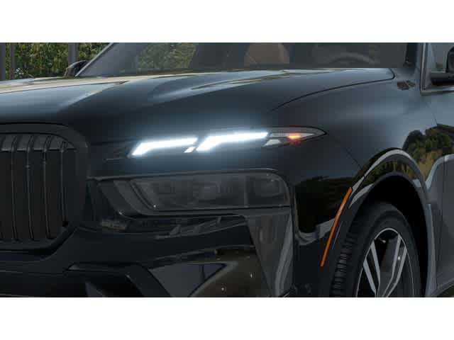 Thumbnail: 2026 BMW X7 - 6