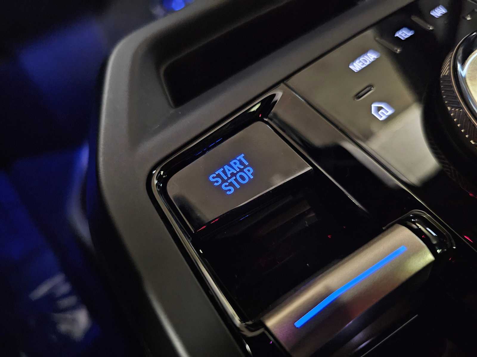 Thumbnail: 2024 BMW iX - 26