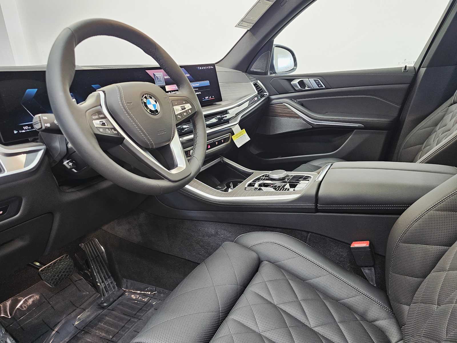 Thumbnail: 2026 BMW X5 - 2