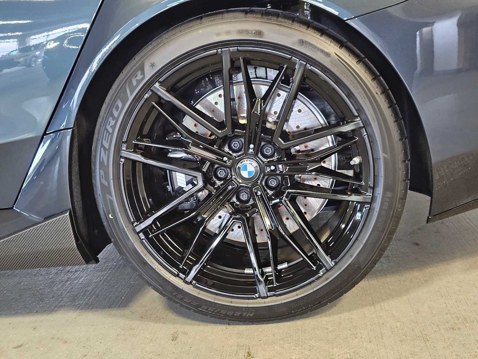 Thumbnail: 2026 BMW M5 - 7
