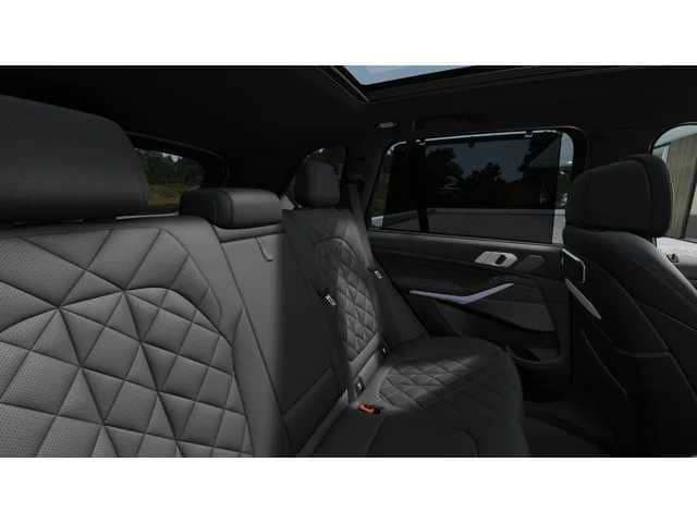 Thumbnail: 2026 BMW X5 - 12