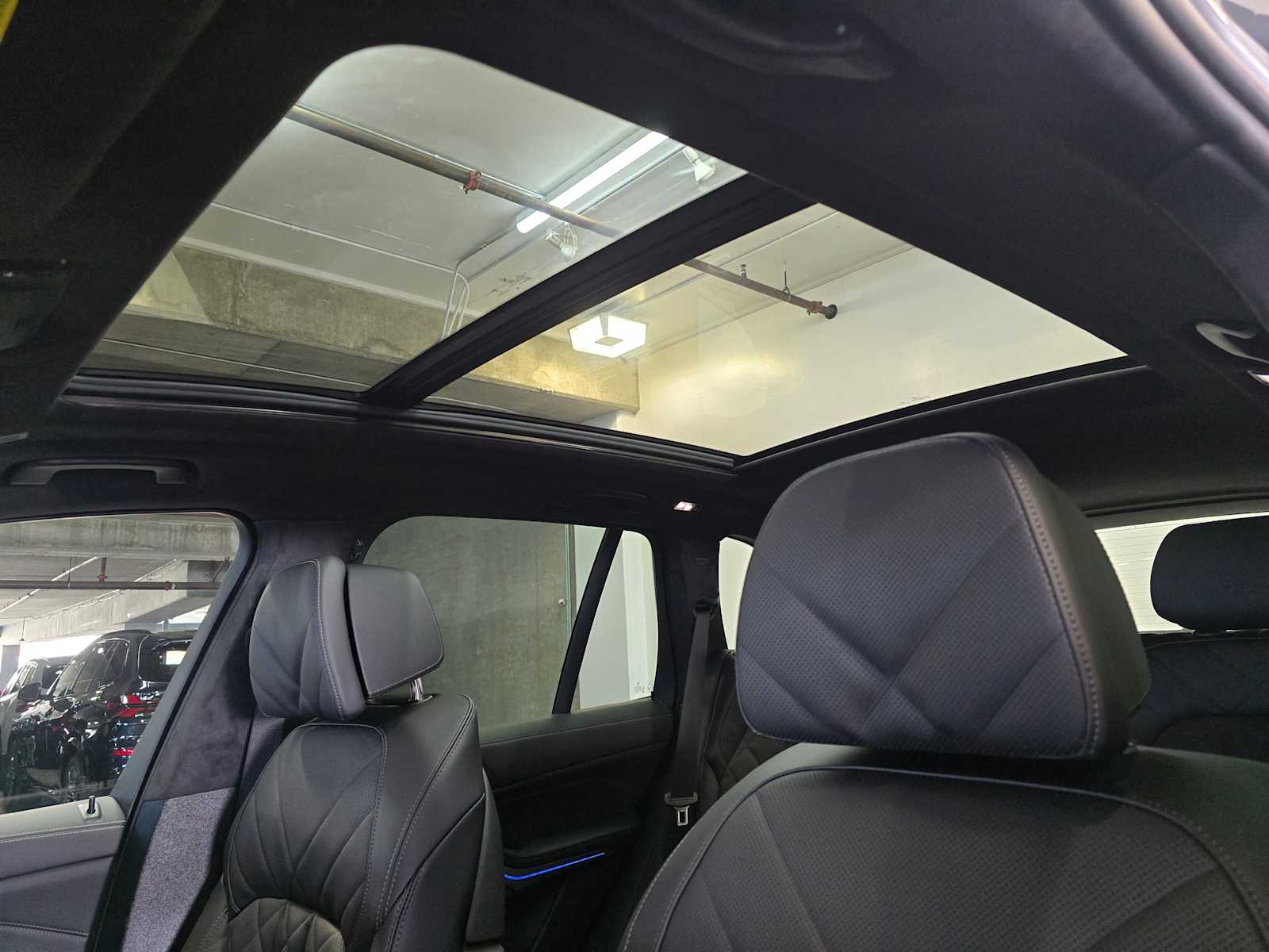 Thumbnail: 2026 BMW X5 - 26