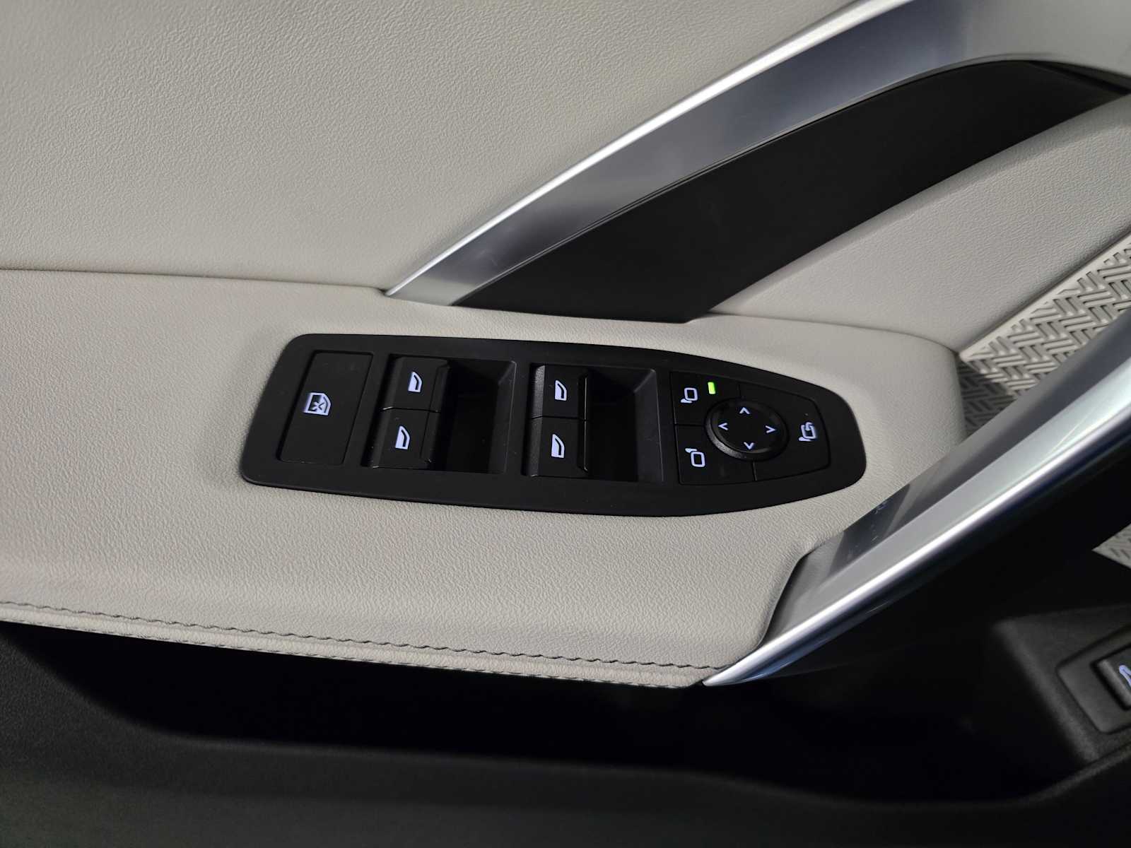 Thumbnail: 2026 BMW X1 - 22