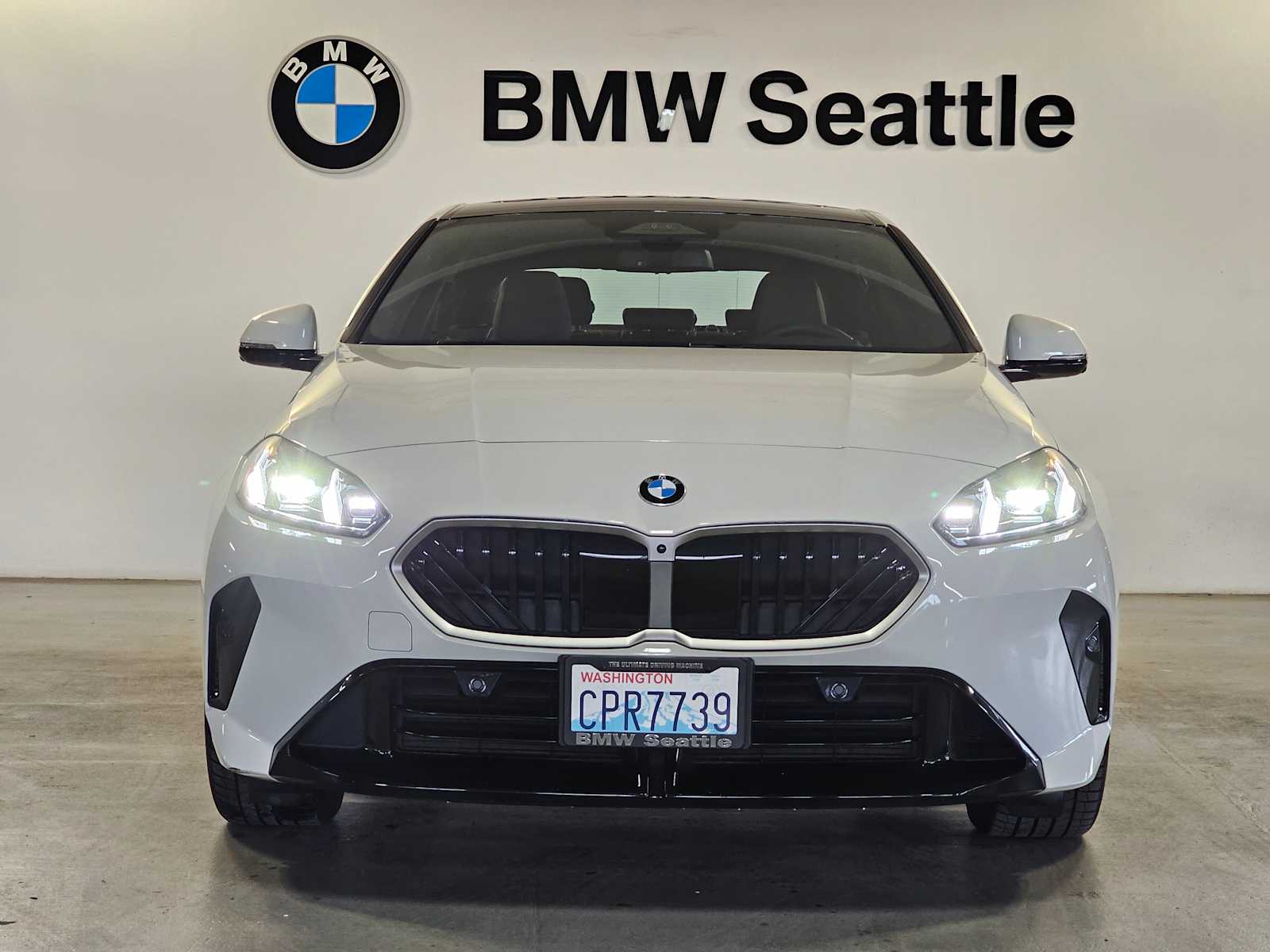 Thumbnail: 2025 BMW 2 Series - 6