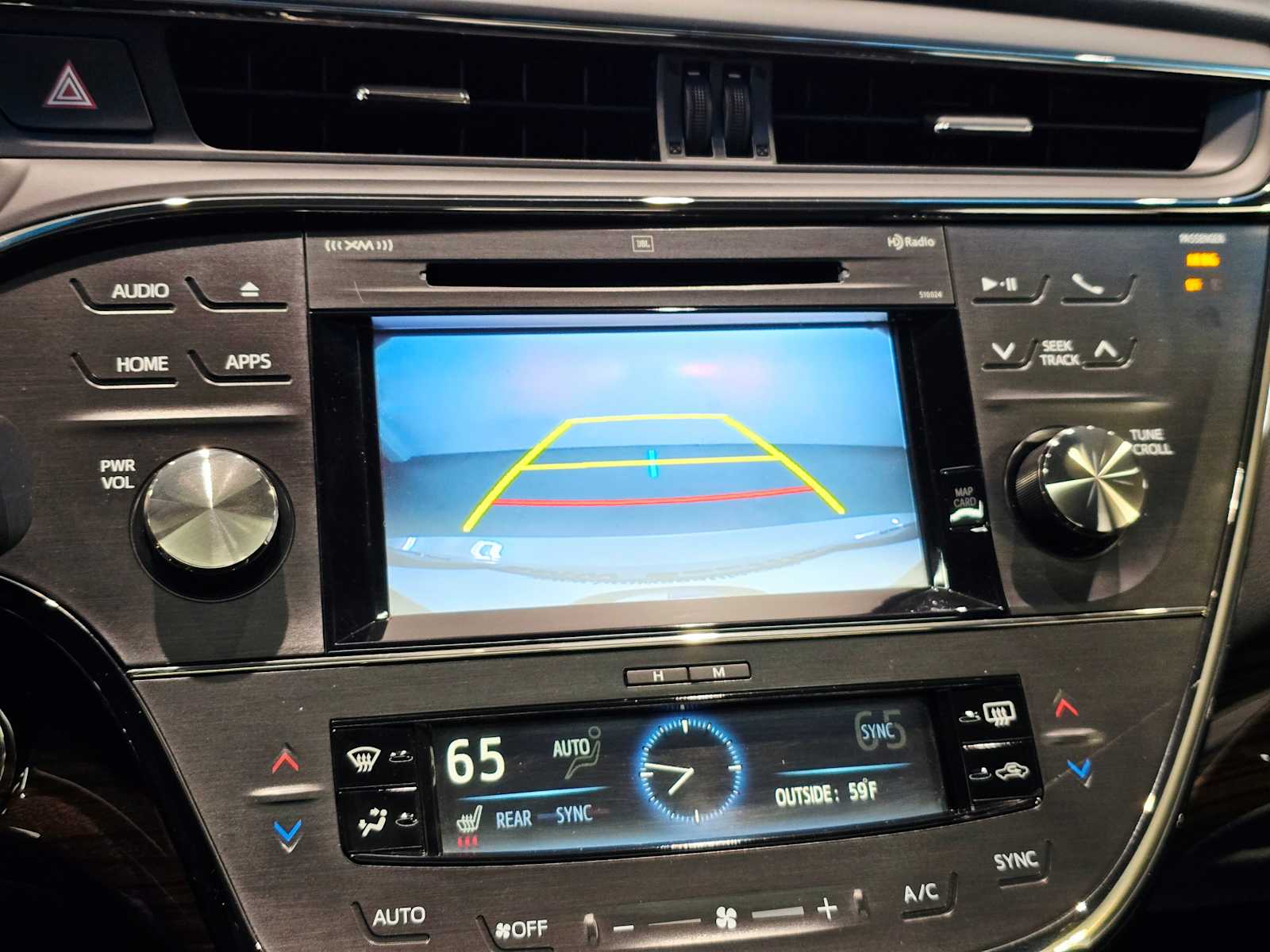 Thumbnail: 2015 Toyota Avalon - 12