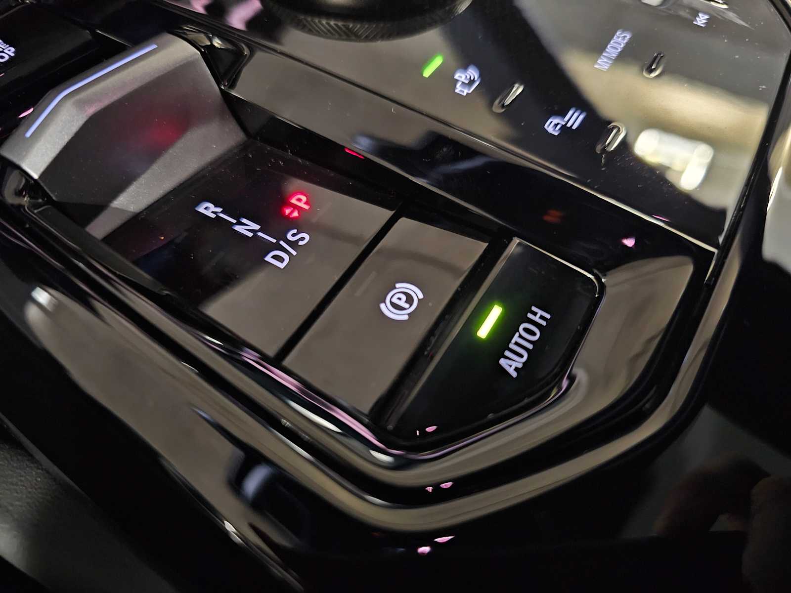 Thumbnail: 2026 BMW 5 Series - 19