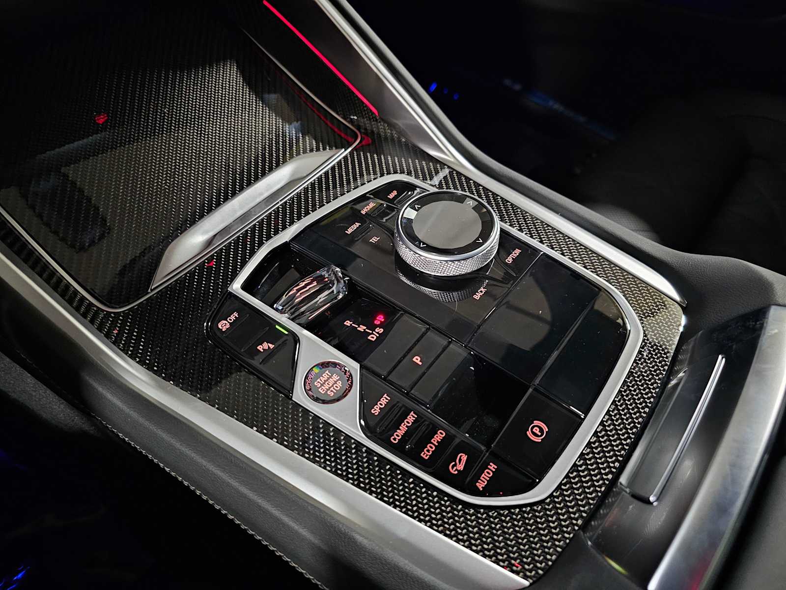 Thumbnail: 2026 BMW X6 - 21