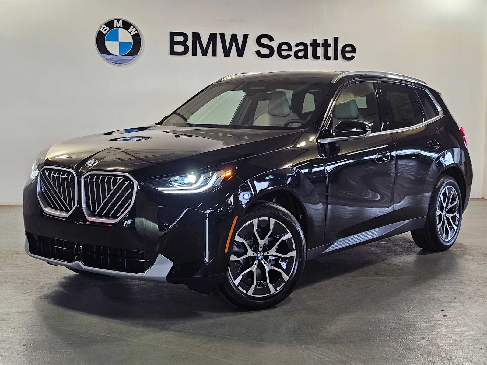 Thumbnail: 2026 BMW X3 - 1