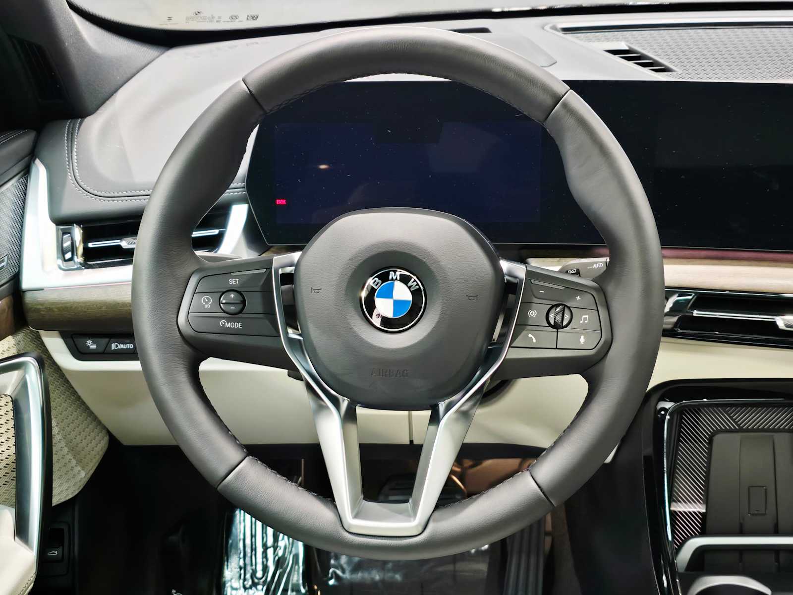 Thumbnail: 2026 BMW X1 - 11