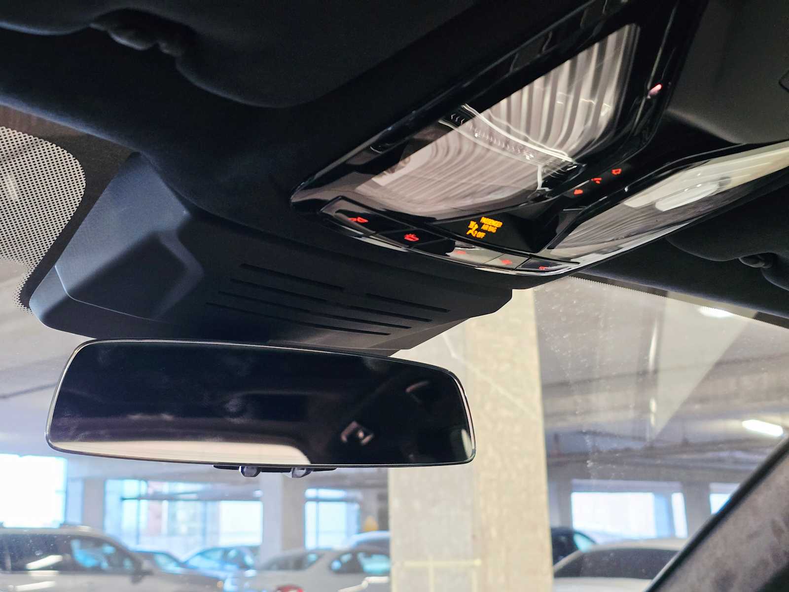 Thumbnail: 2026 BMW X7 - 18