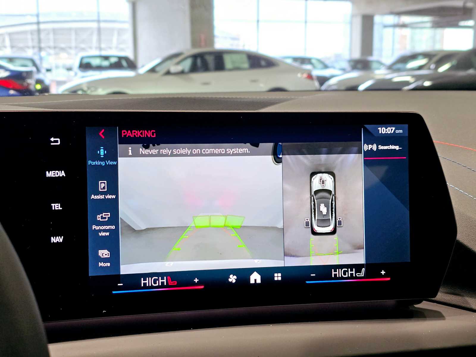 Thumbnail: 2025 BMW 2 Series - 13