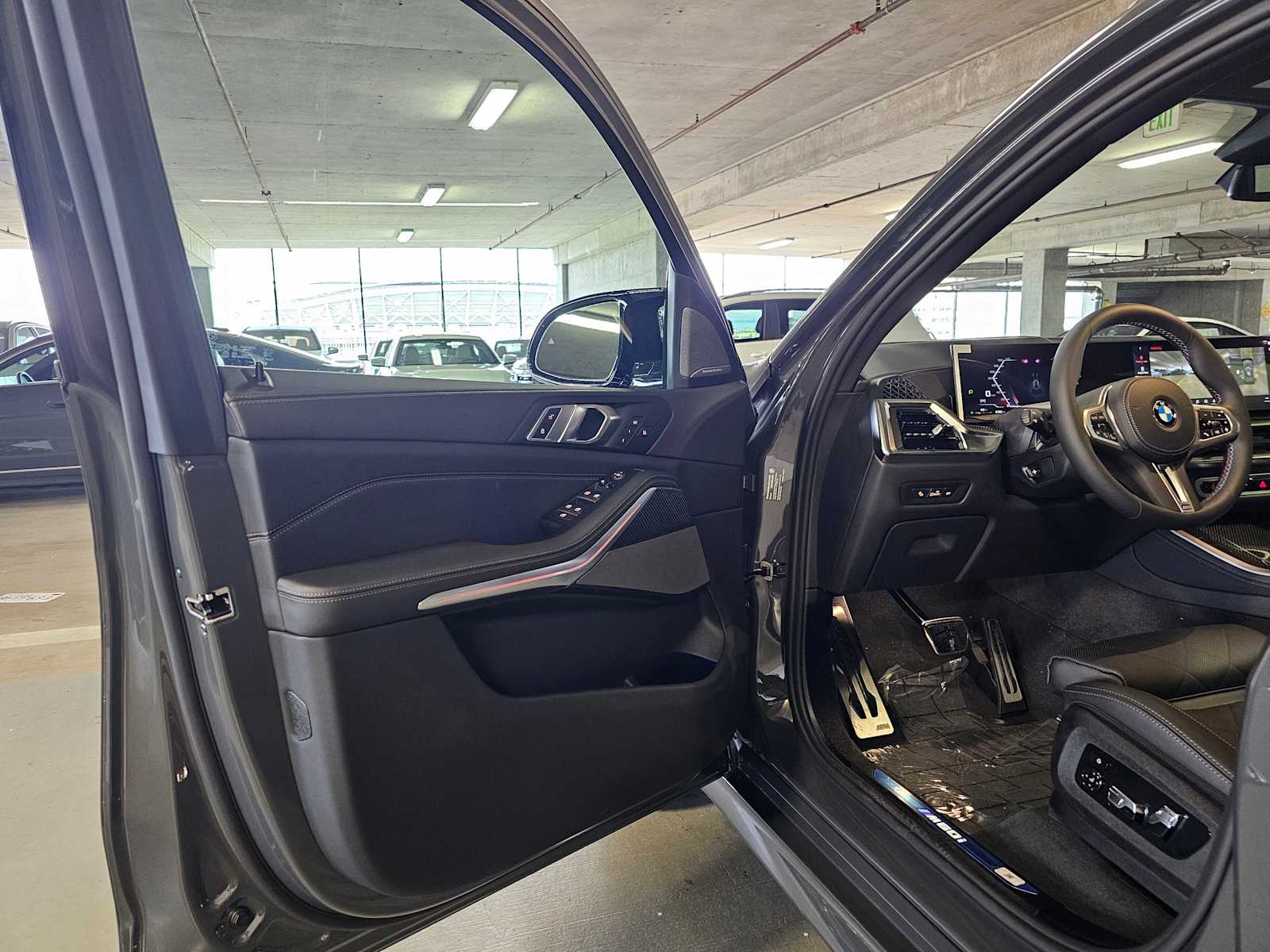 Thumbnail: 2026 BMW X5 - 31