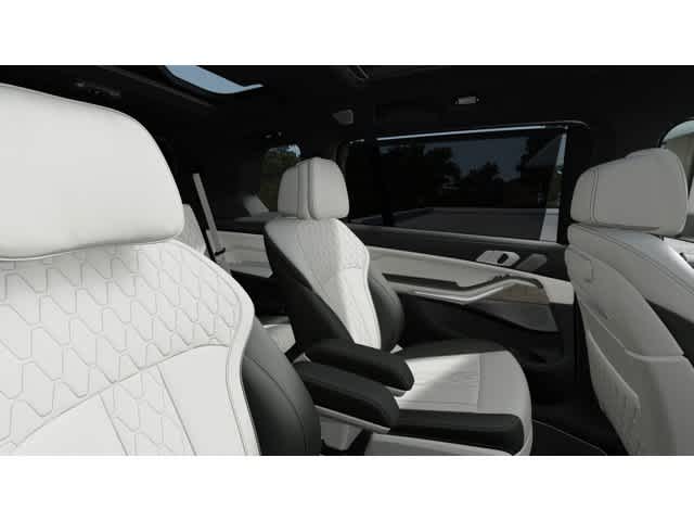 Thumbnail: 2026 BMW X7 - 12