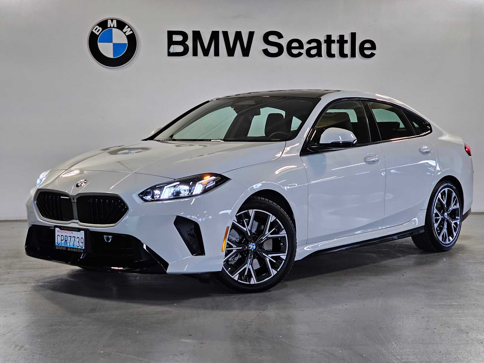 Thumbnail: 2025 BMW 2 Series - 1