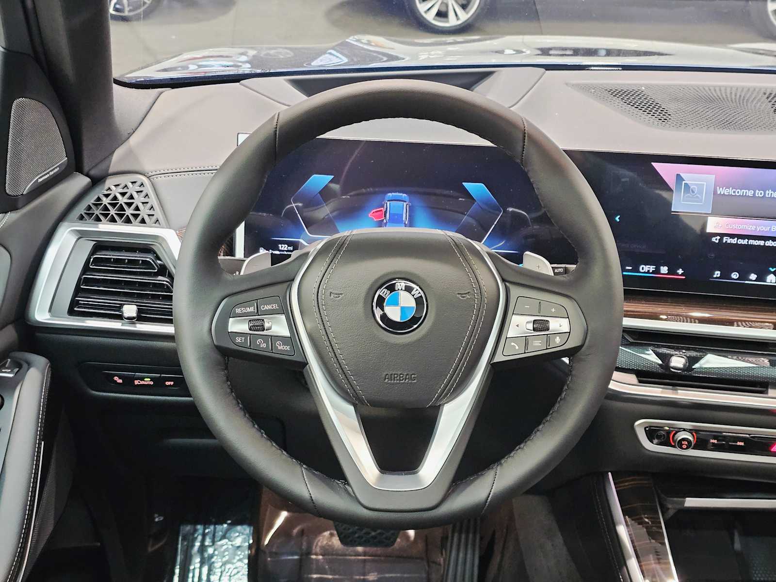 Thumbnail: 2026 BMW X5 - 11