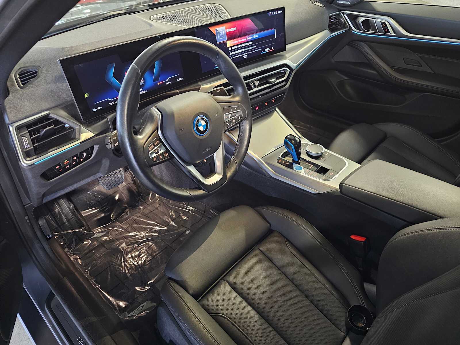 Thumbnail: 2023 BMW i4 - 2