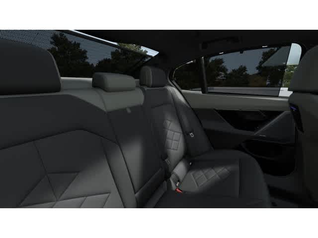 Thumbnail: 2026 BMW 5 Series - 12