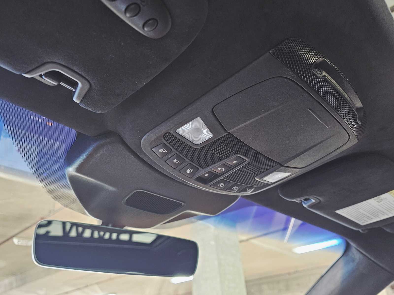 Thumbnail: 2019 Lincoln Nautilus - 21