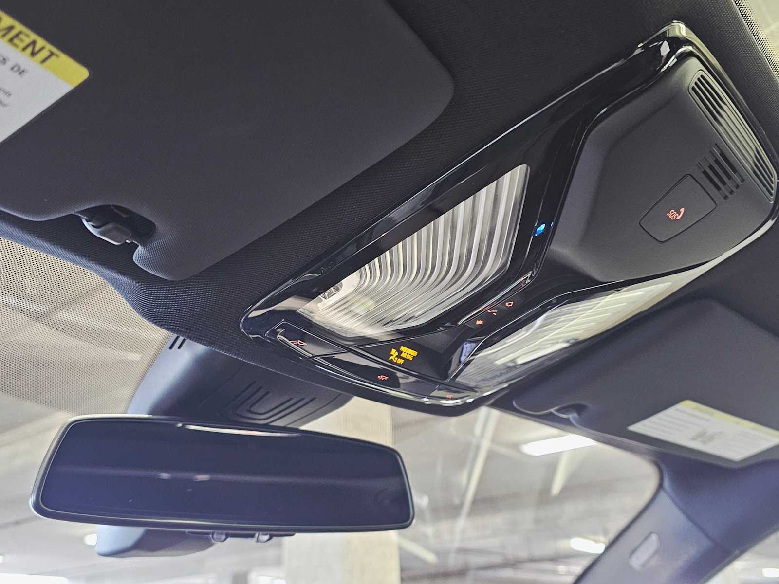 Thumbnail: 2025 BMW i4 - 21