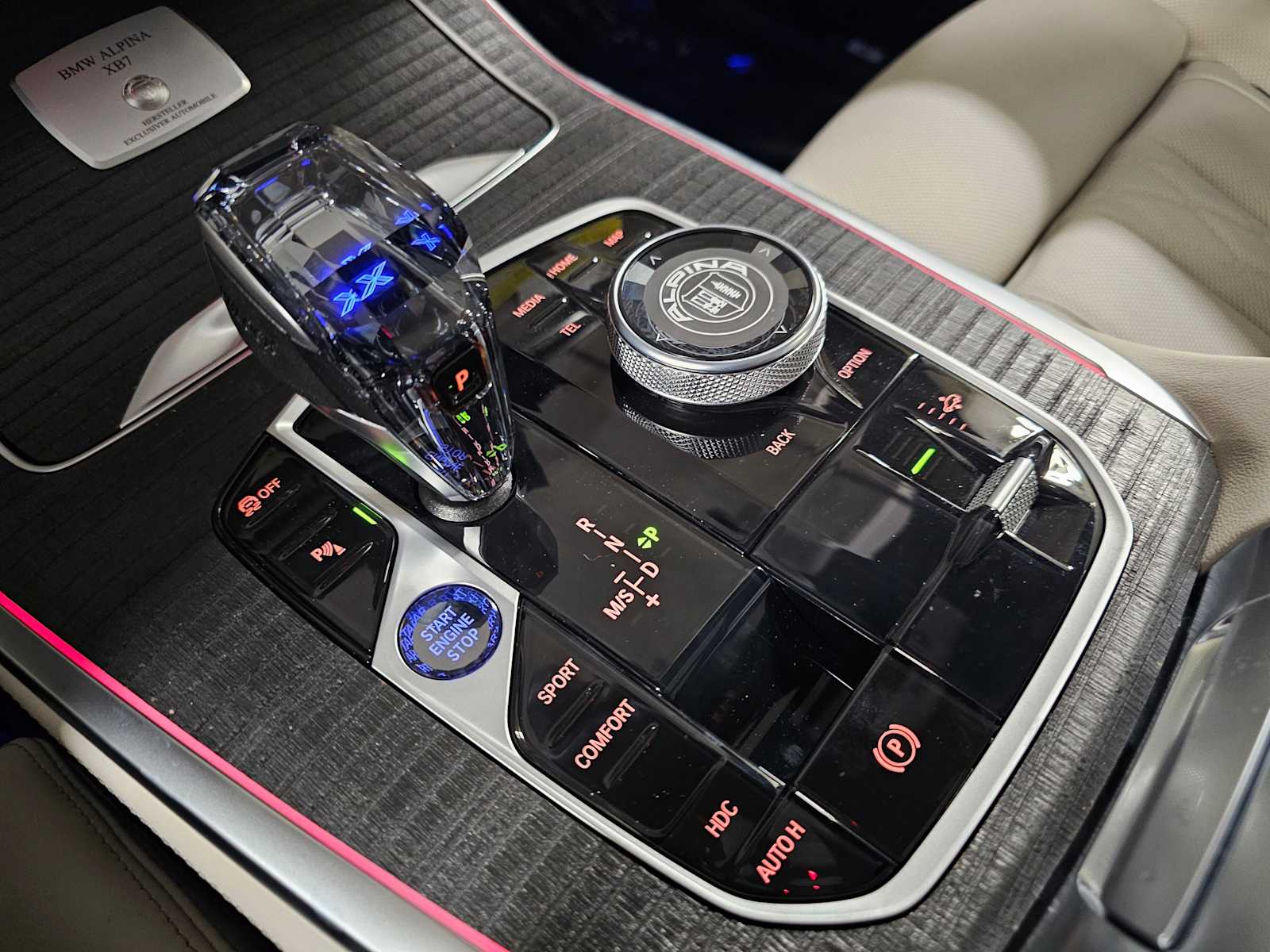 Thumbnail: 2026 BMW X7 - 21