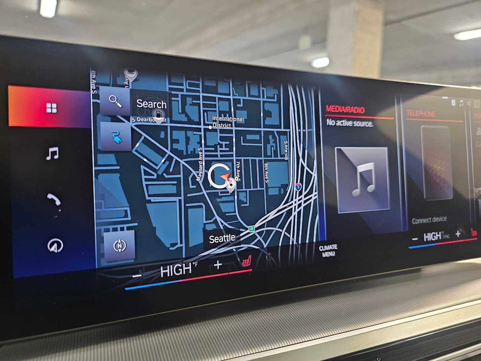 Thumbnail: 2023 BMW i4 - 13