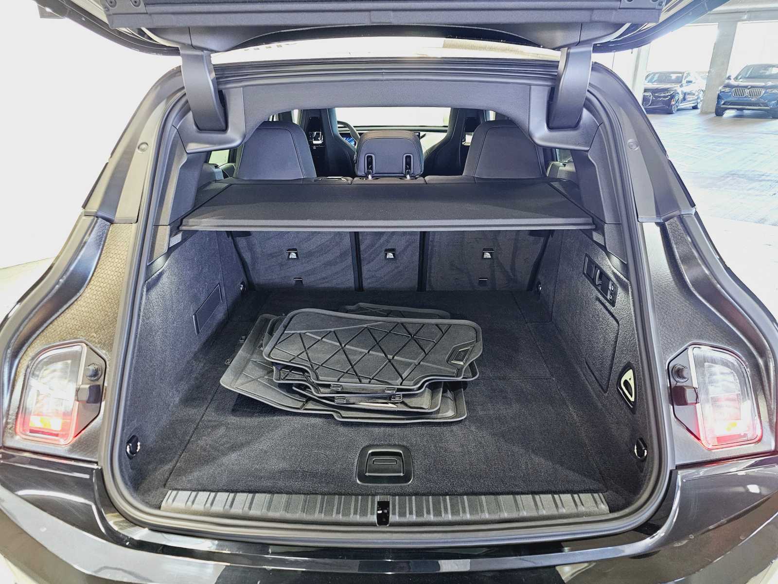 Thumbnail: 2024 BMW iX - 34