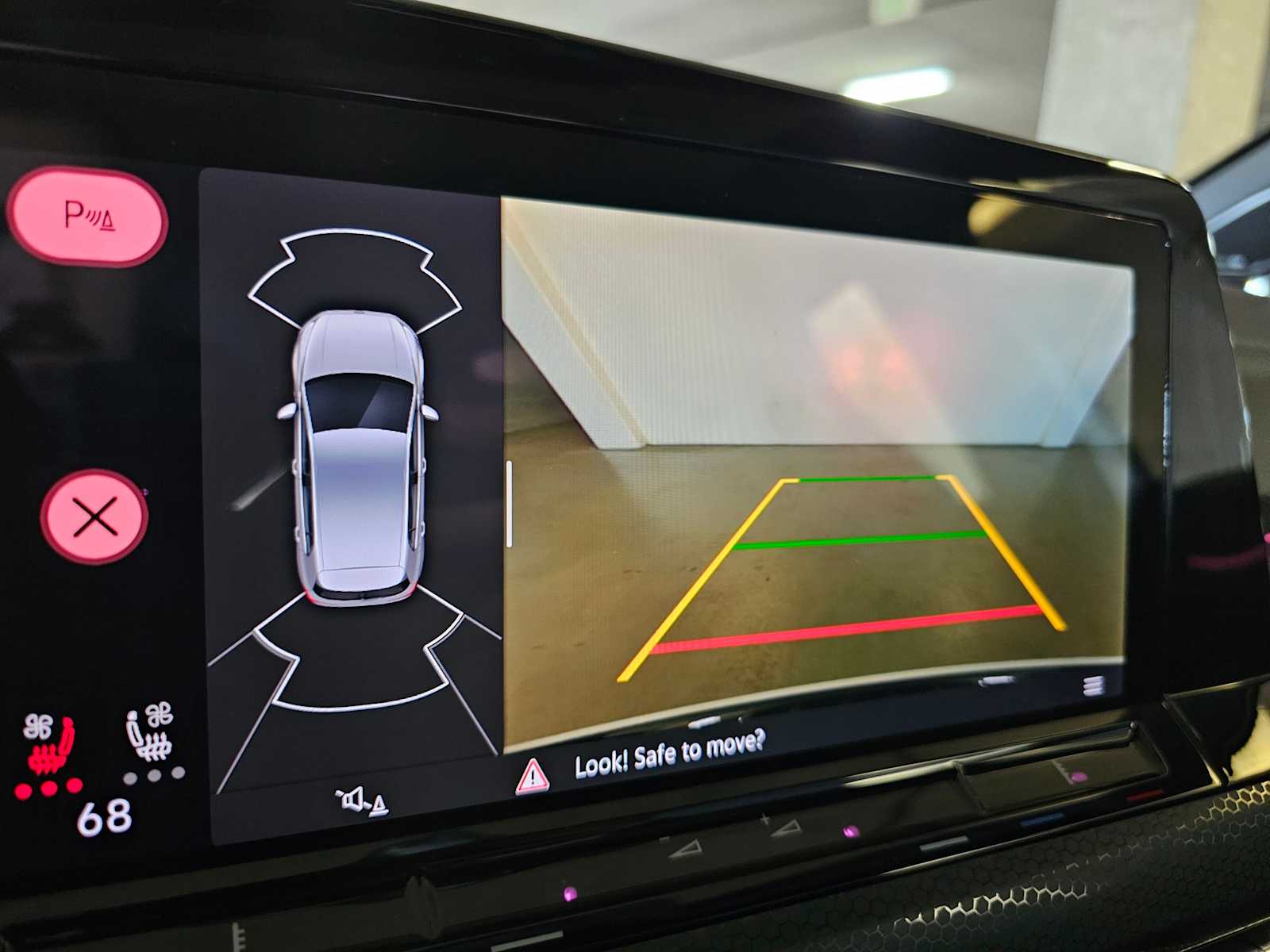 Thumbnail: 2024 Volkswagen Golf - 18