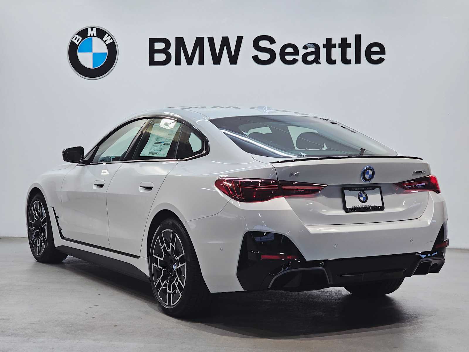 Thumbnail: 2025 BMW i4 - 4