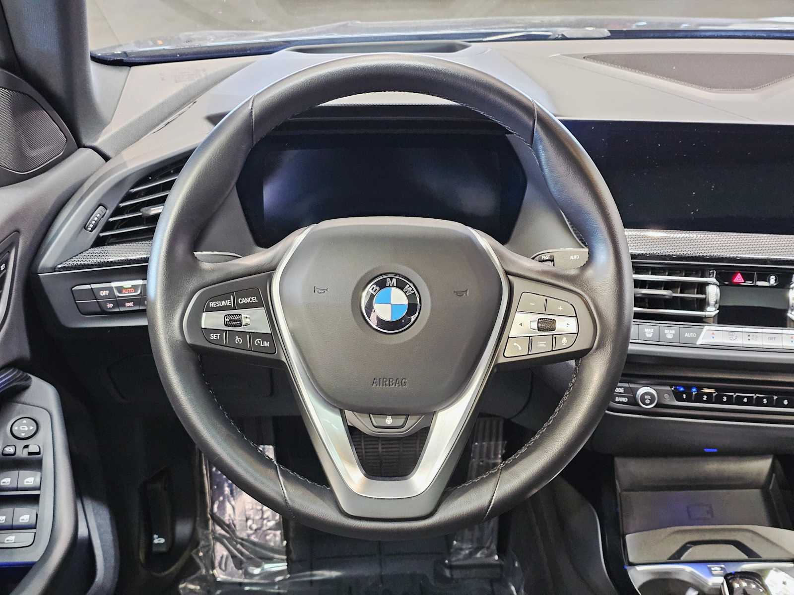 Thumbnail: 2024 BMW 2 Series - 11