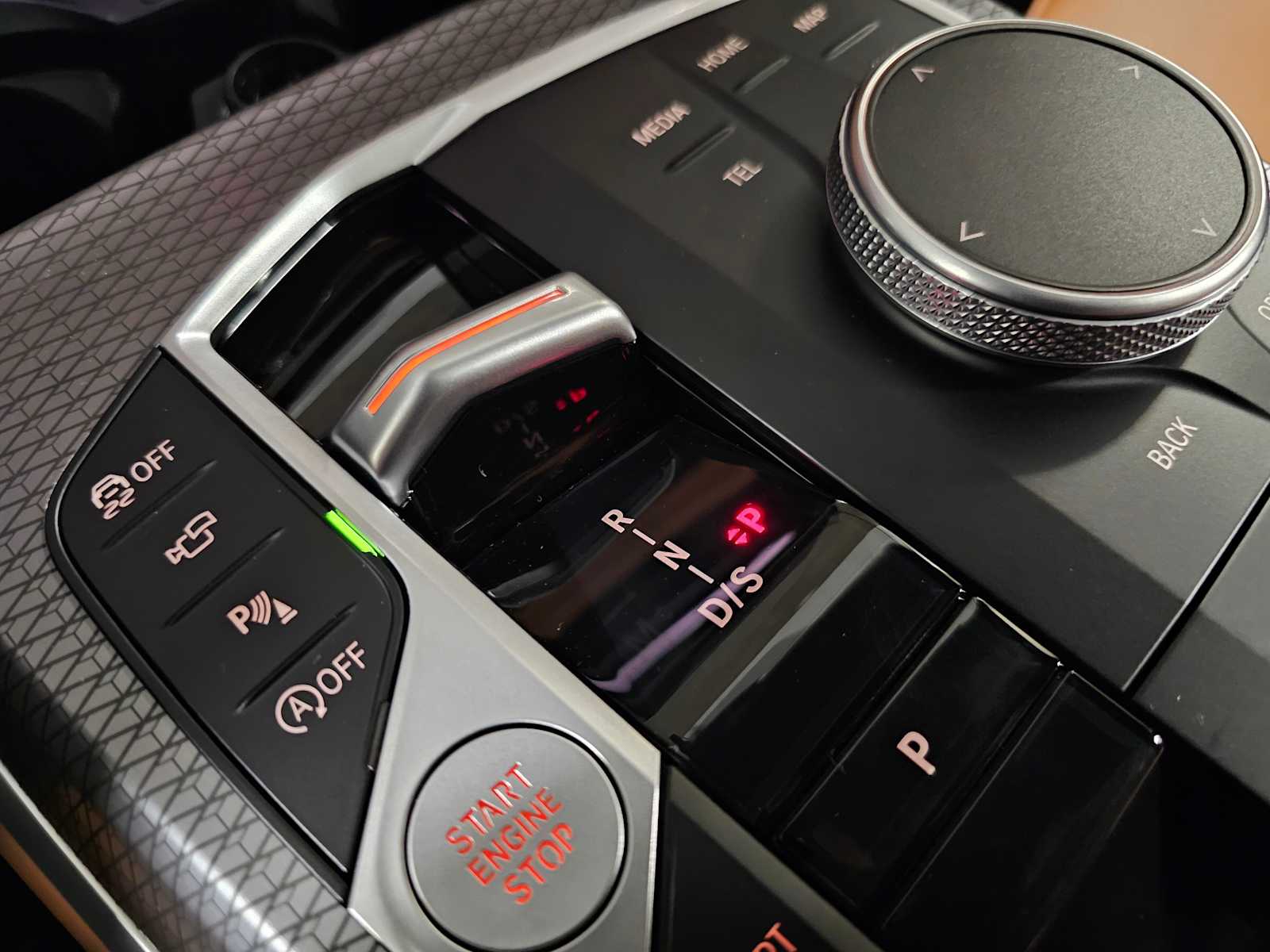 Thumbnail: 2026 BMW 3 Series - 25