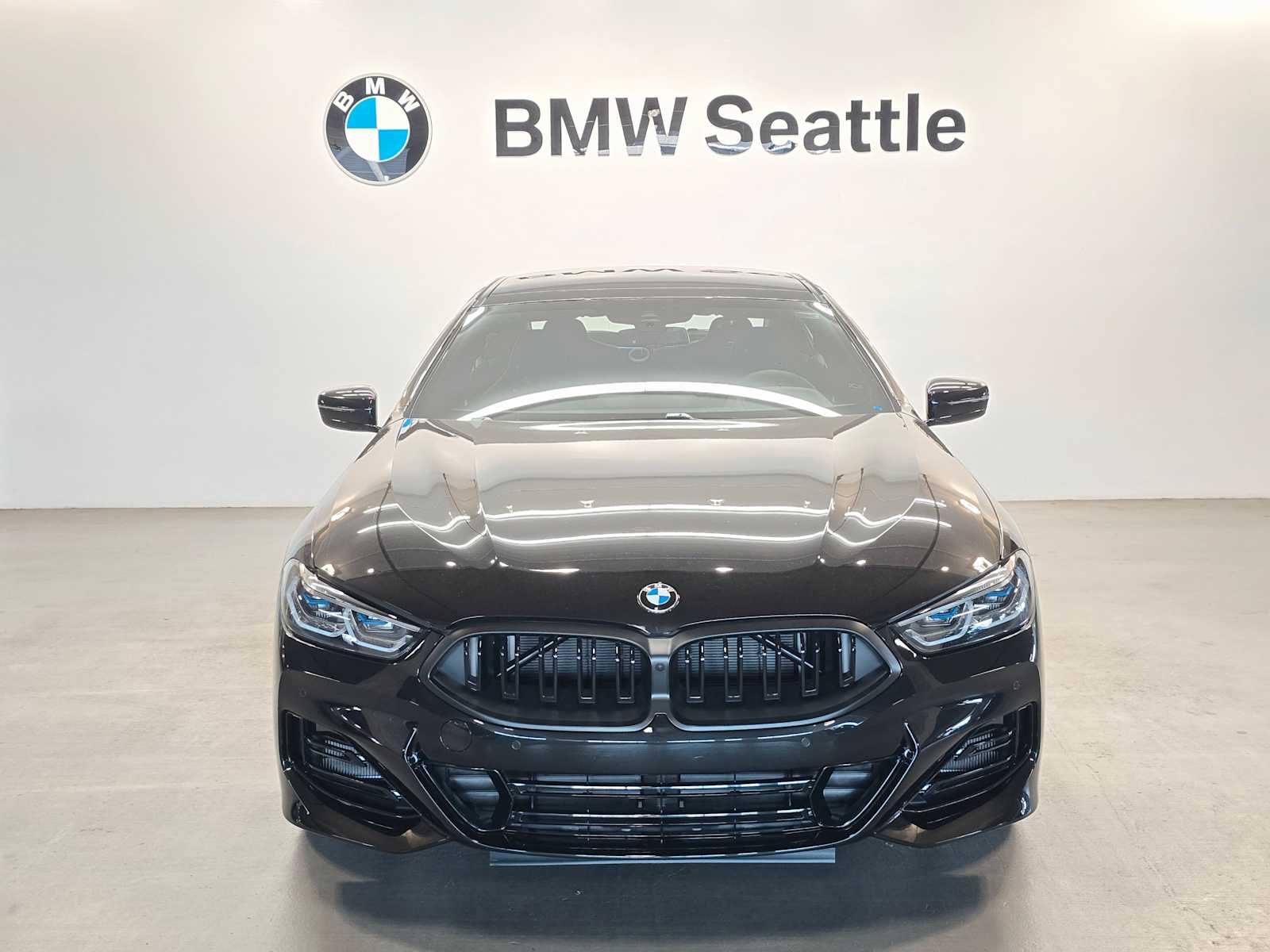 Thumbnail: 2026 BMW 8 Series - 6