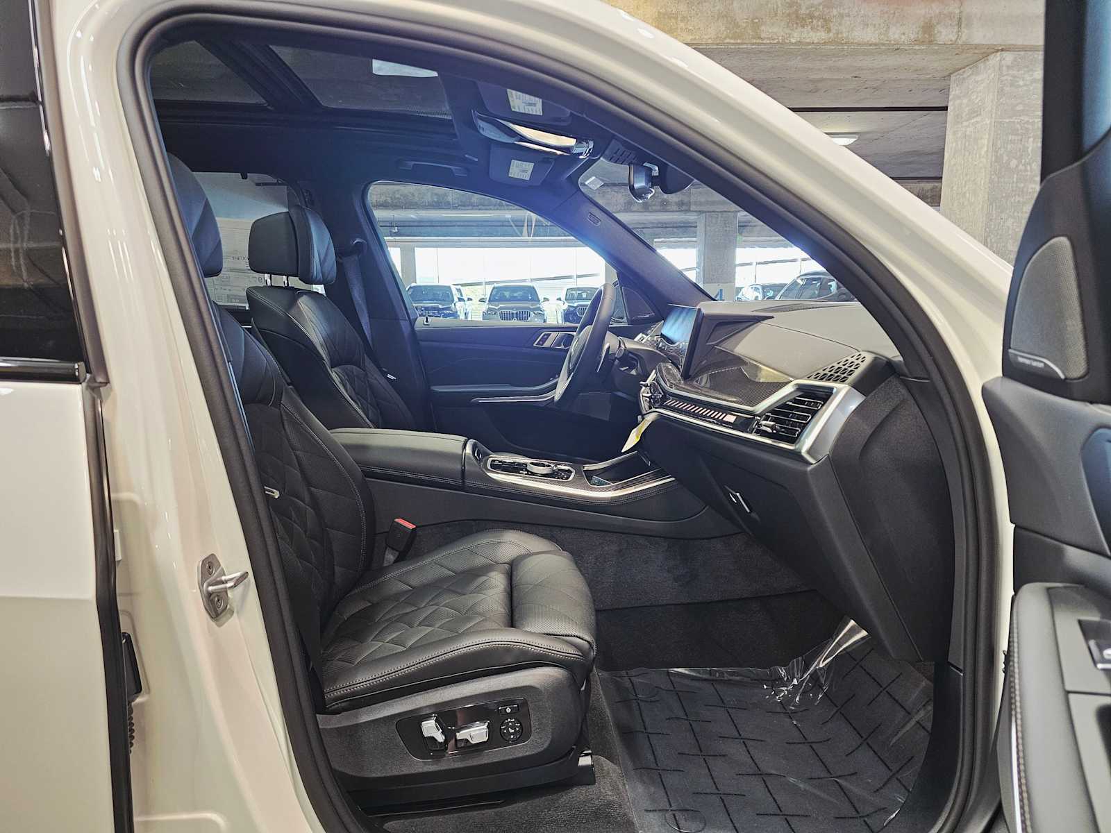 Thumbnail: 2026 BMW X5 - 27