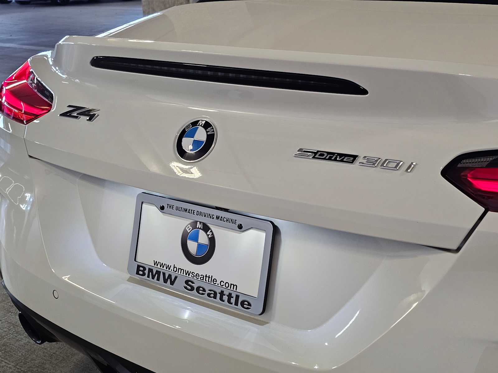 Thumbnail: 2026 BMW Z4 - 7