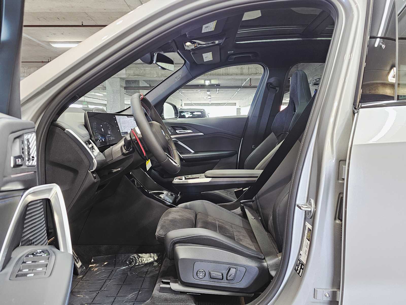 Thumbnail: 2025 BMW X1 - 23